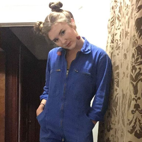 Meet your Posher, Leslie - Picture 1 of 1